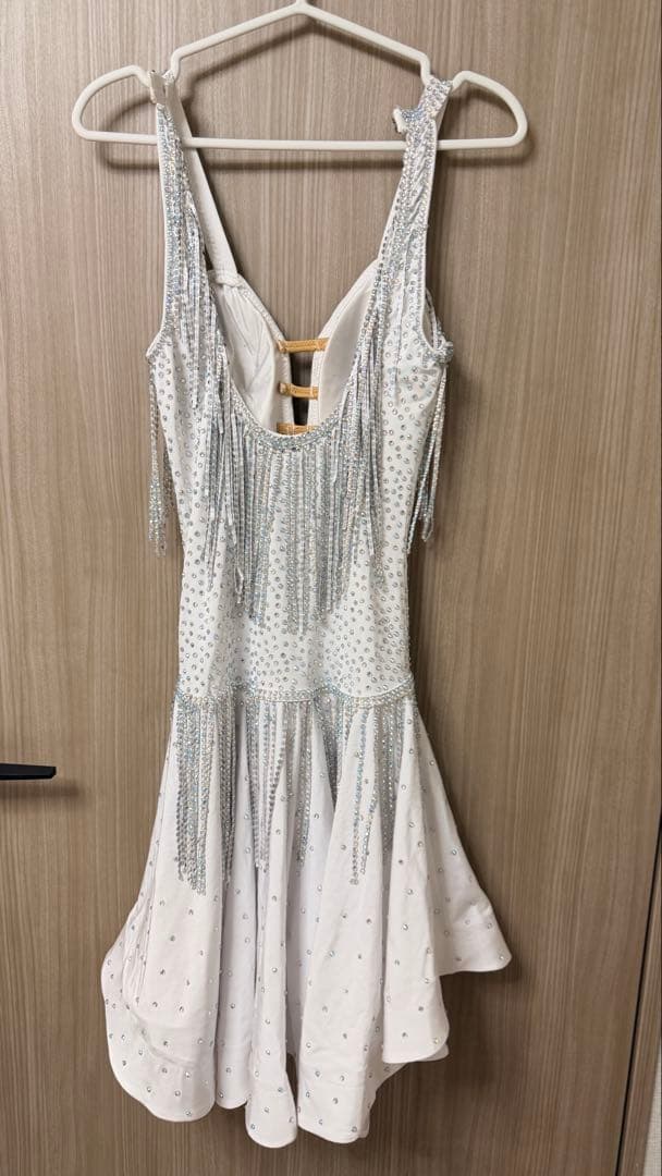 ホワイト フリンジ ダンスドレス 社交ダンスラテンダンス大会 試合 パーティー