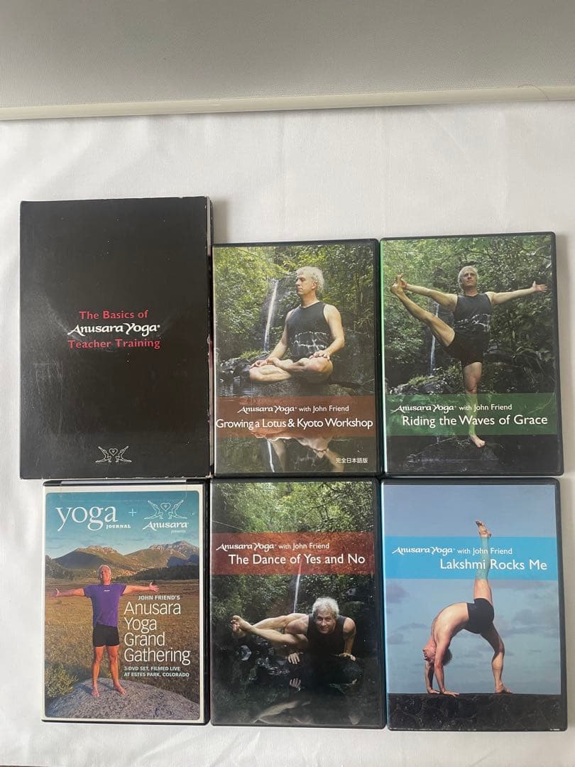 アヌサラヨガDVDセット。自宅ヨガに最適