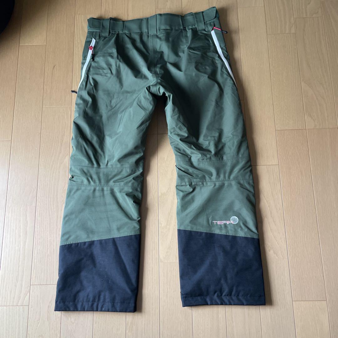 オンヨネ　ONYONE スキーウェア　デモチーム　サイズL 中古