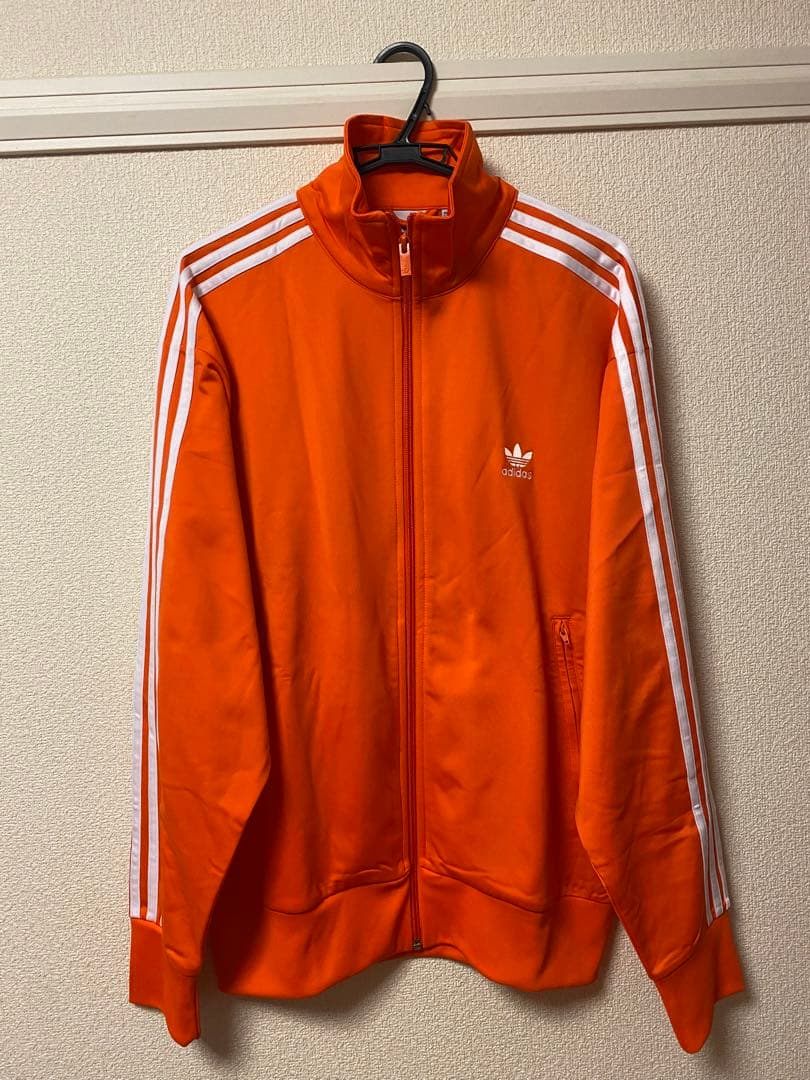 最終値下げ　新品未使用　adidasアディダスオリジナルス　トラックジャケット