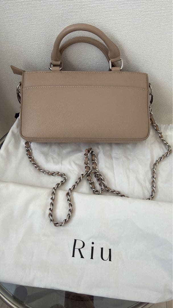 riu Rose phone bag ベージュ　未使用