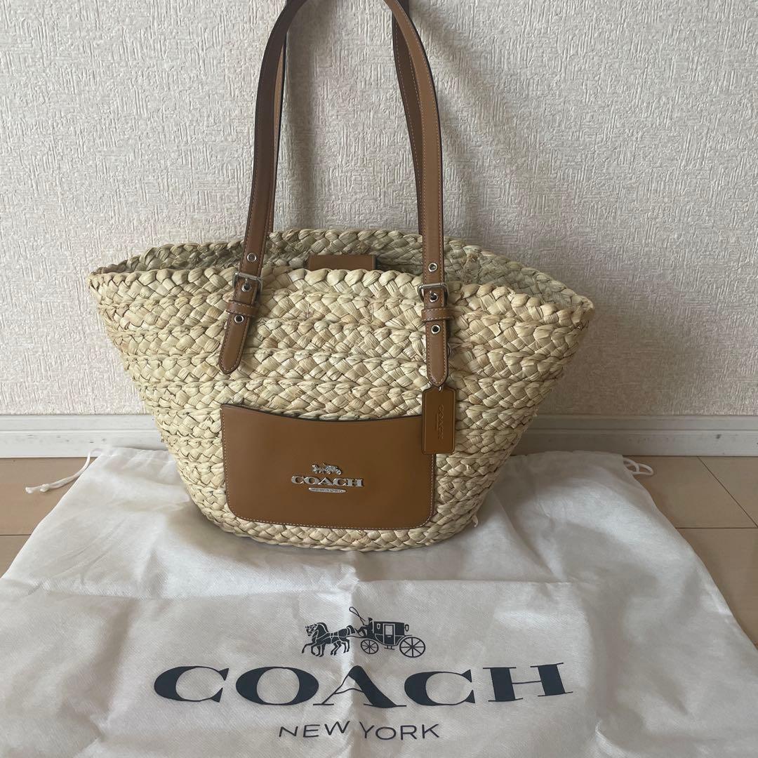 COACH かごバッグ ベージュ　ラージストロートートバック