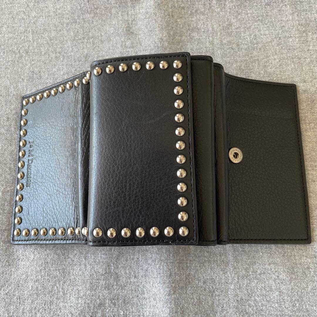 J.M. DAVIDSON スタッズ付き三つ折り財布
