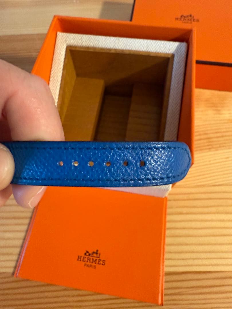 (5月限定値段)エルメスHウォッチ腕時計