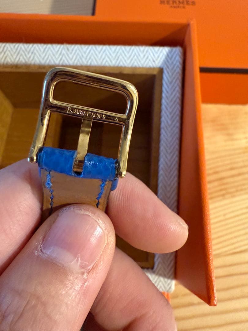 (5月限定値段)エルメスHウォッチ腕時計