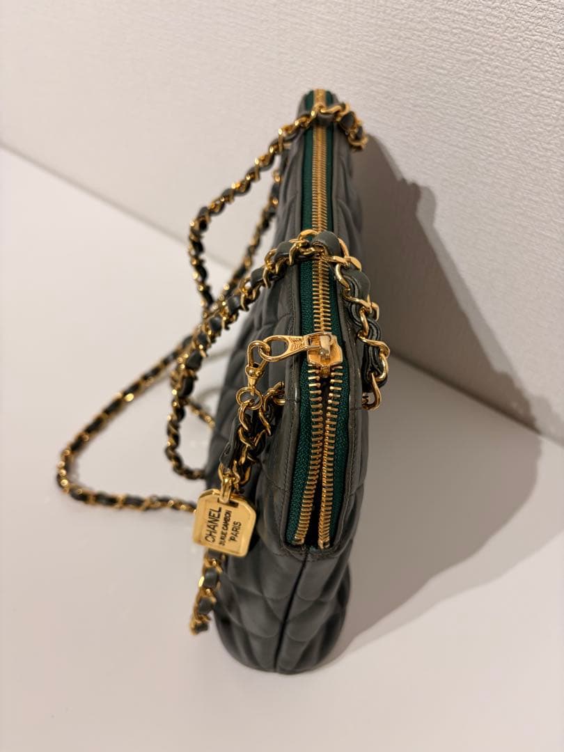 Chanel シャネル ココマーク マトラッセ チェーン ショルダーバッグ