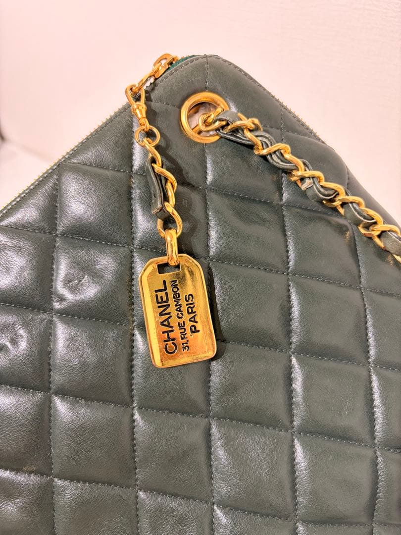 Chanel シャネル ココマーク マトラッセ チェーン ショルダーバッグ