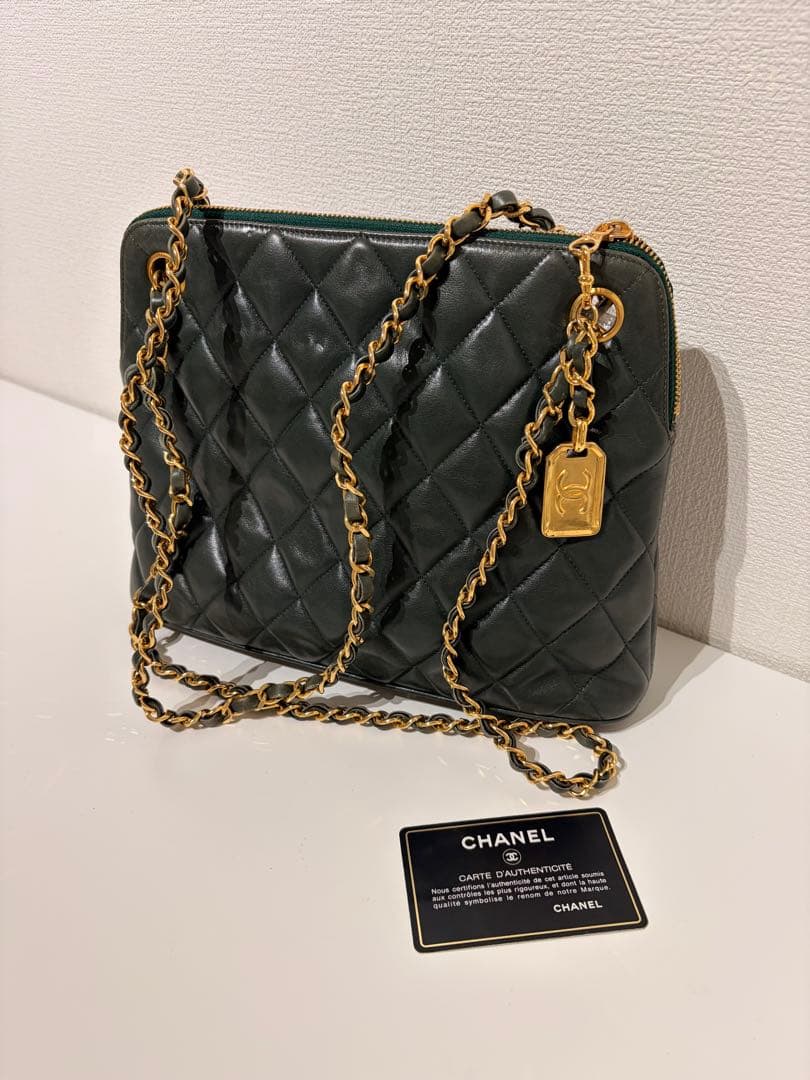 Chanel シャネル ココマーク マトラッセ チェーン ショルダーバッグ