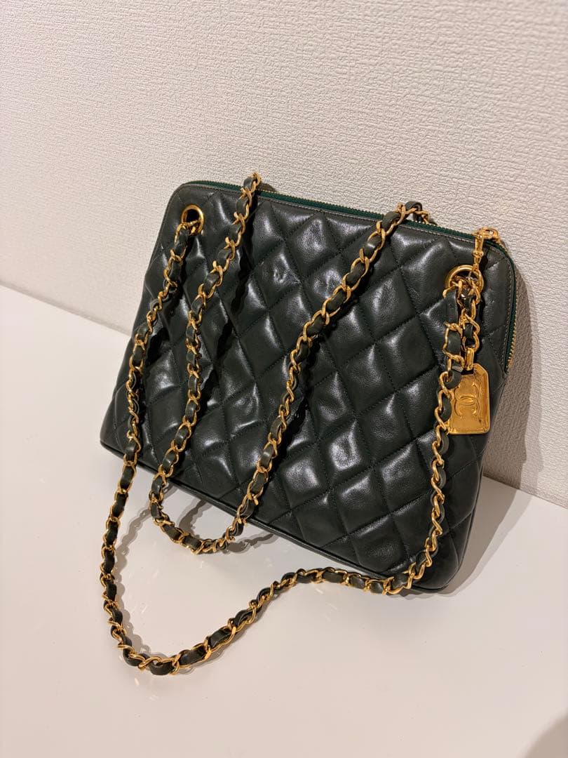 Chanel シャネル ココマーク マトラッセ チェーン ショルダーバッグ