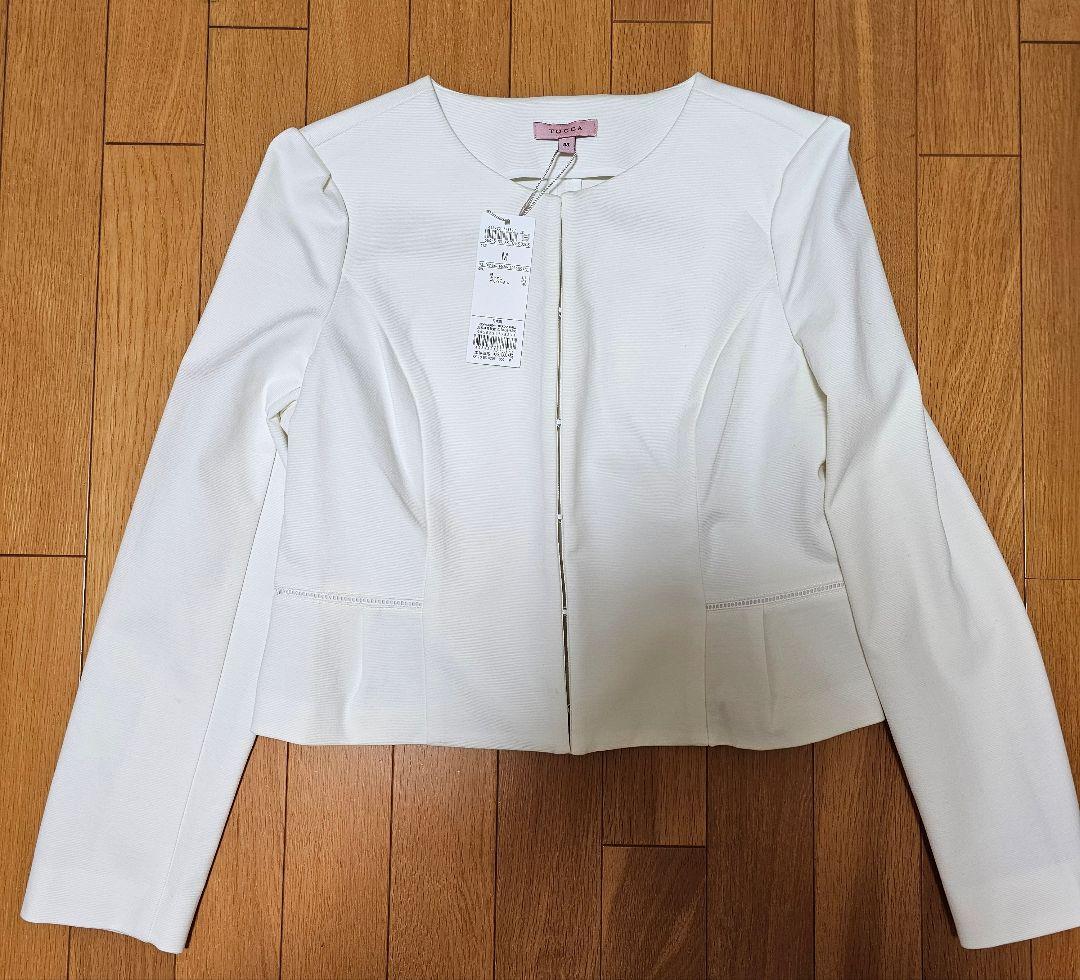 新品 トッカ TOCCA ジャケット 白系 サイズＭ