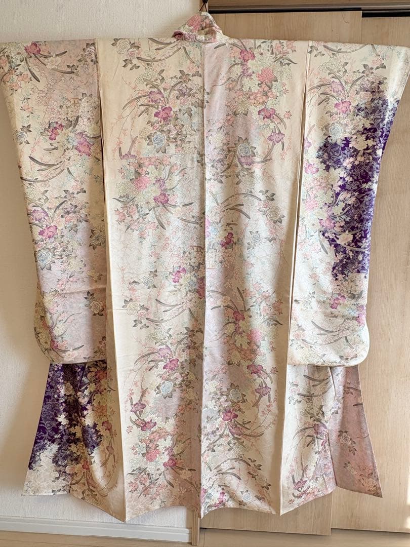 振袖セット 成人式応援 クリーム色系 紫系 ヴィンテージ MH2512261