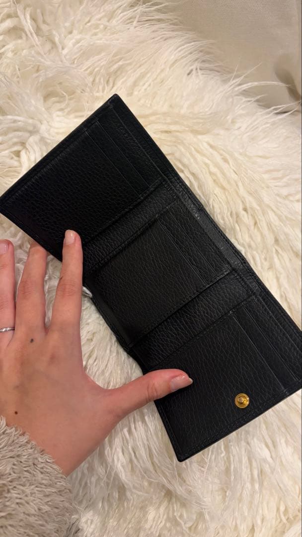 Gucci ブラックレザー 三つ折り財布
