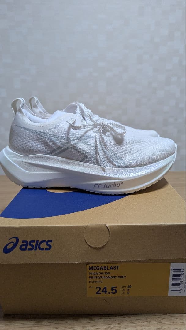 ウォーキング・ランニングウェア Megablast 24.5cm