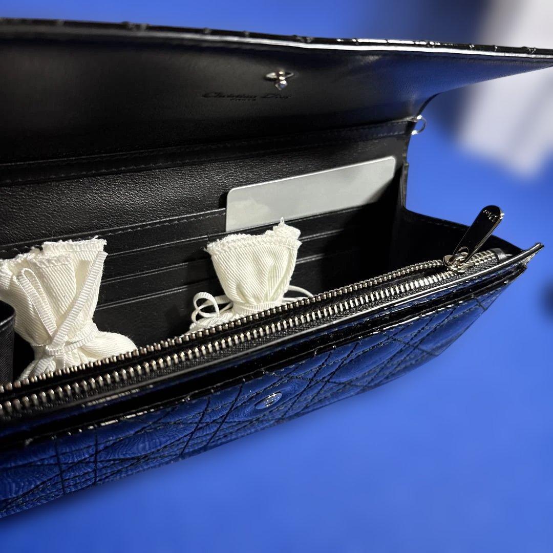 Dior ブラック エナメルレザー 長財布