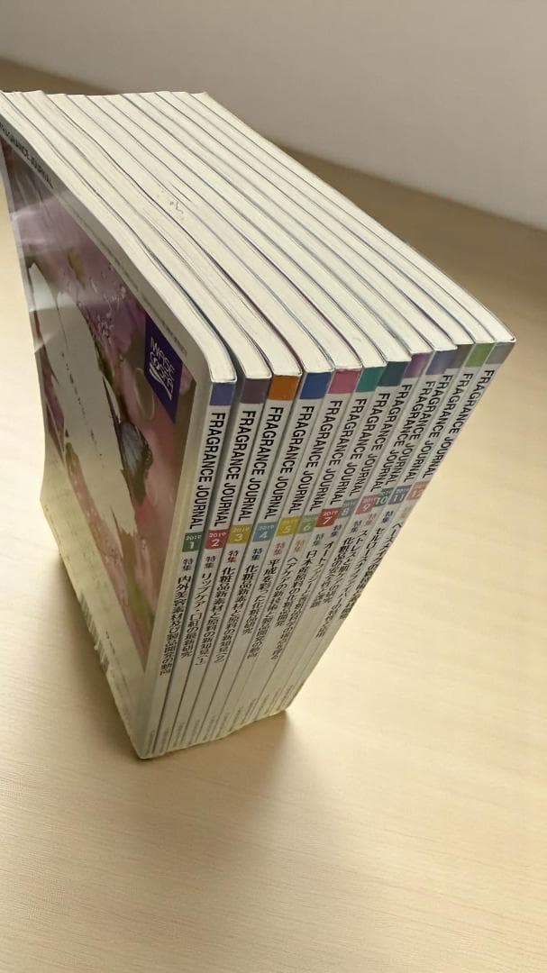 FRAGRANCE JOURNAL 6年分 約237,600円相当