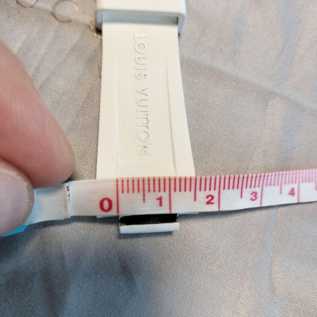 T*s様 ルイ ヴィトンホワイト ラバーベルト タンブール