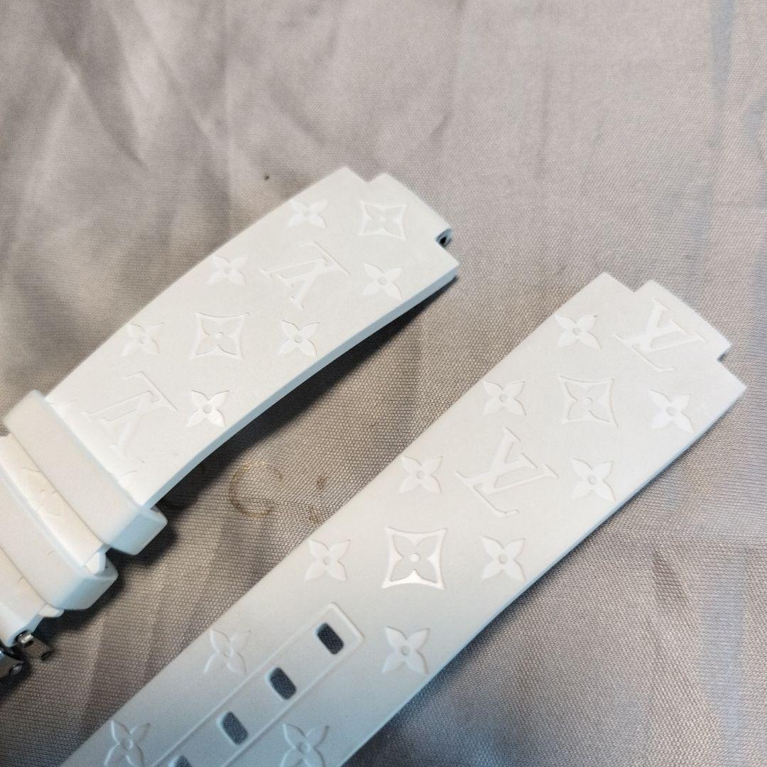 T*s様 ルイ ヴィトンホワイト ラバーベルト タンブール