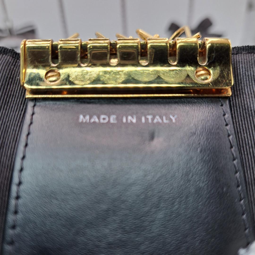 CHANEL 　マトラッセ　キーケース　ブラック　財布