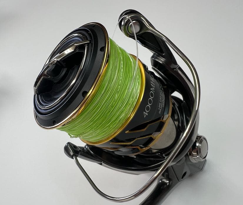 シマノ　20ツインパワー 4000mhg