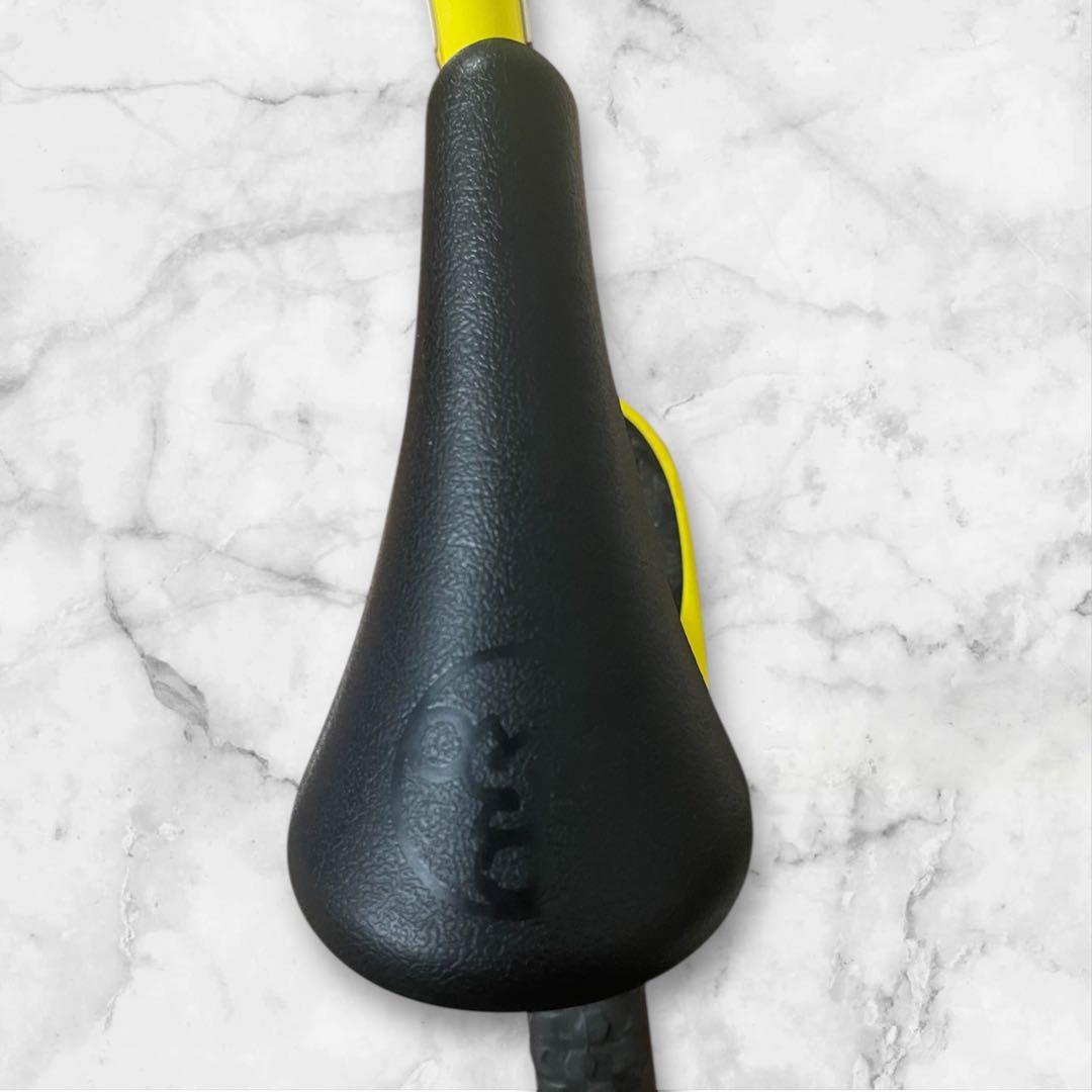 ストライダー12 スポーツ　イエロー