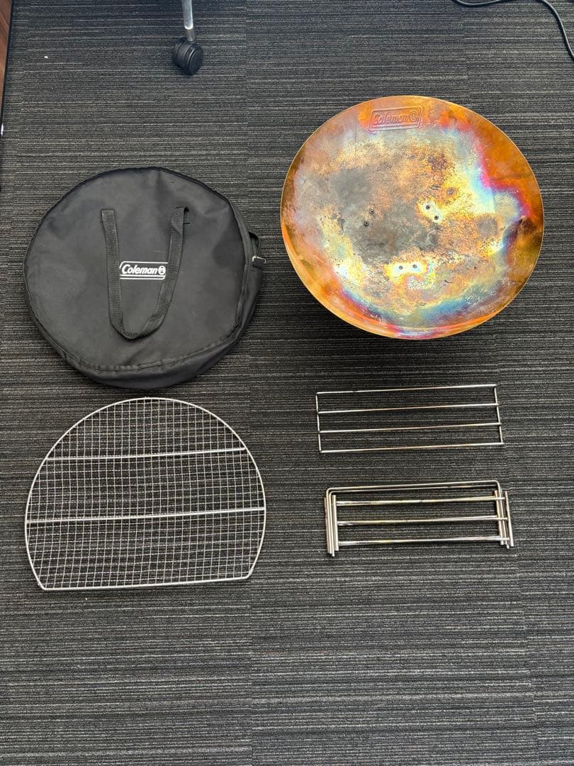 コールマン　ファイヤーディスク　ショップ限定ゴールド　三段フレーム＆五徳付き