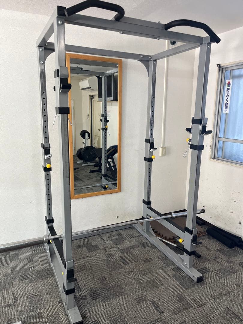 業務用パワーラック プルアップバー、付いてます。引取限定