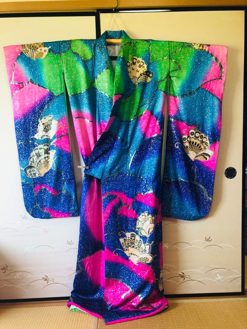 【豪華美品】引き振袖　お引きずり　衣装　婚礼　花嫁　ブルー　蝶々柄スパンコールド