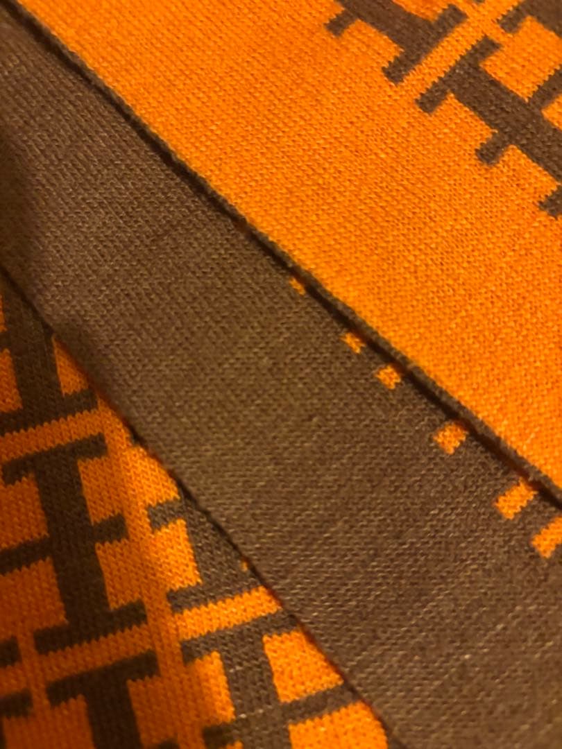 HERMES ロゴパターン マフラー