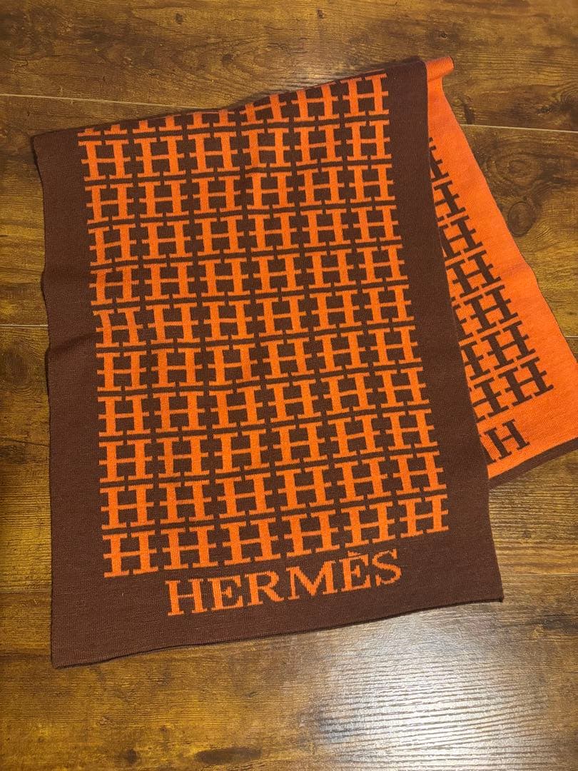 HERMES ロゴパターン マフラー