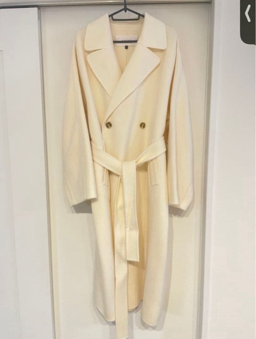 ルシェルブルー　アイボリー ダブルブレスト ロングコート