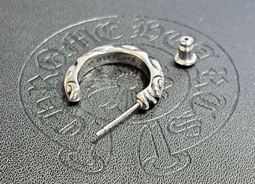 CHROME HEARTS/スクロールフープ ピアス 片耳