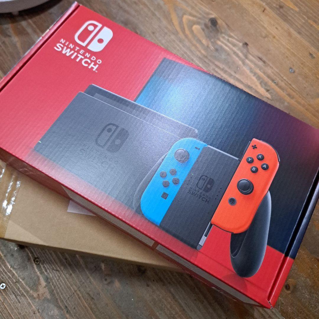 Nintendo Switch ネオンブルー・ネオンレッド　新品未開封