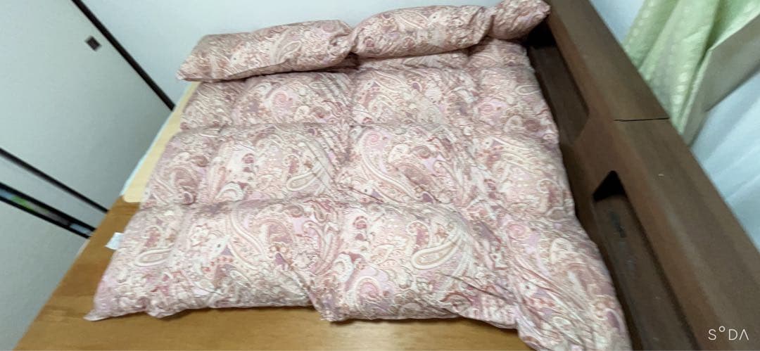 西川の羽毛掛け布団　ダブルロング　ハンガリーホワイトダック1.7kg使用