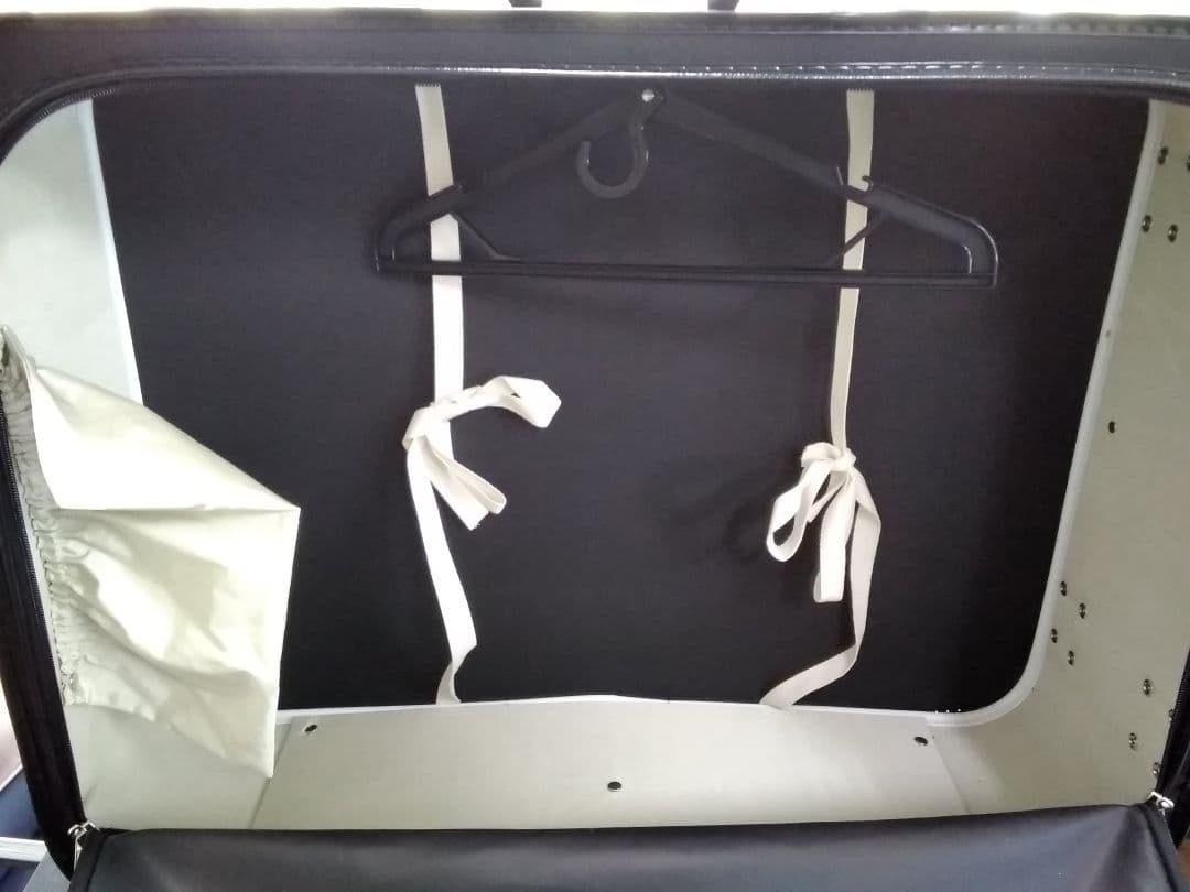 衣装ケース　わけあり　豊岡製　キャリー付き　特大サイズ