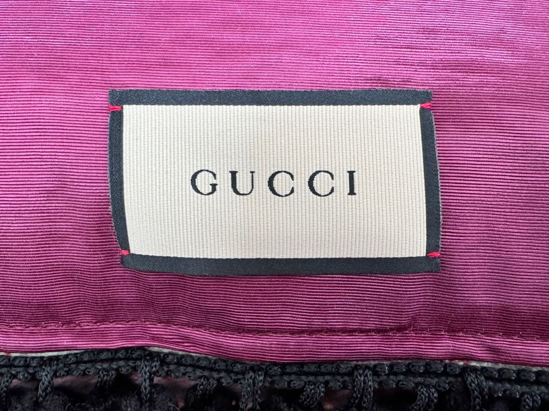 GUCCI フローラルクッション