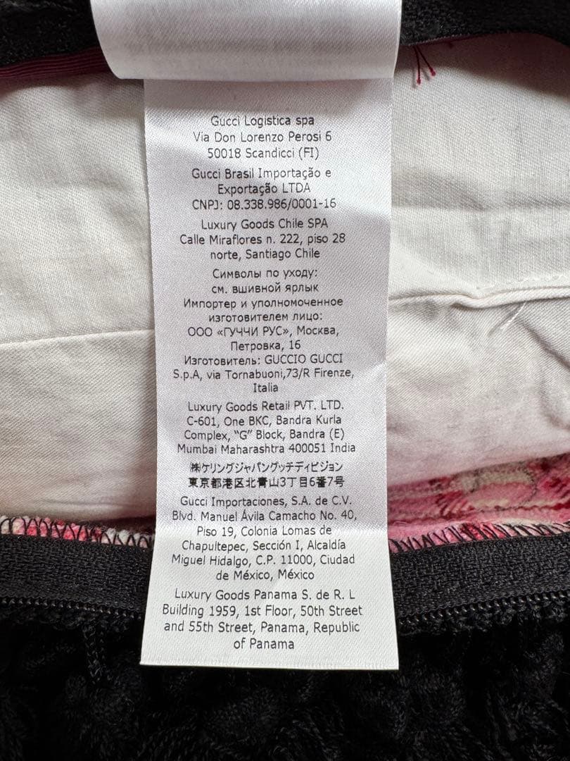 GUCCI フローラルクッション