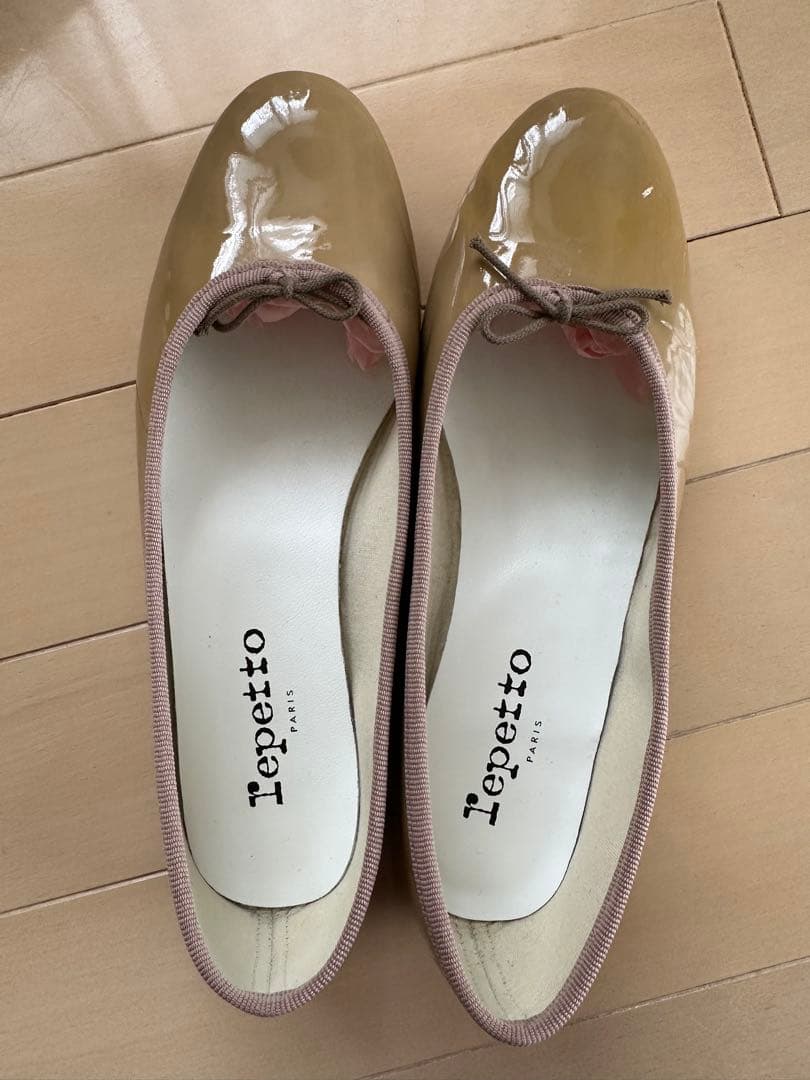 未使用Repettoレペットエナメルバレエシューズ サンドリオン38.5