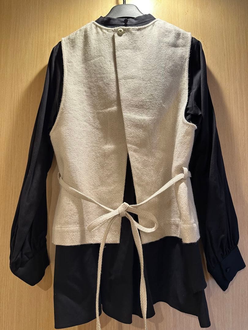 susuri ムールベスト　エクリュ