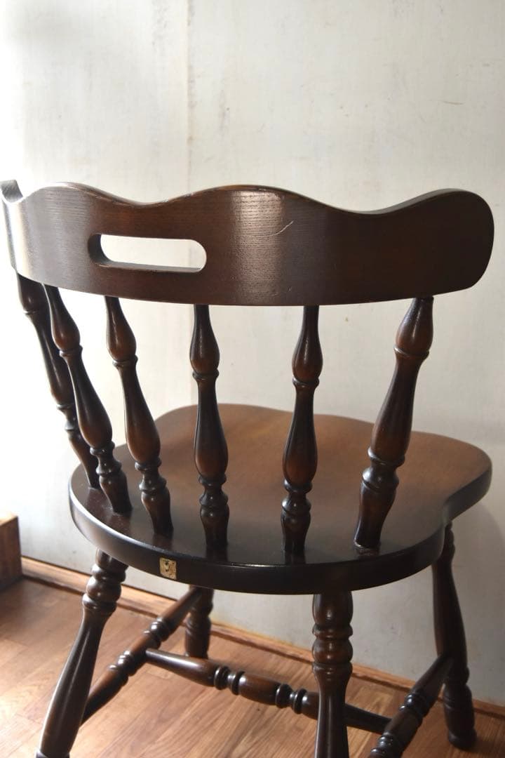 BP-co. 飛騨産業 ウィンザーチェア ①