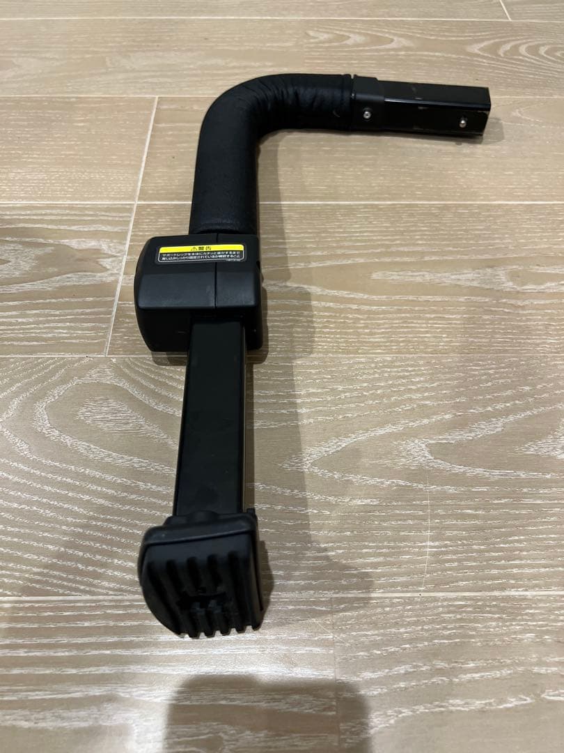 Combiクルムーヴスマート エッグショックJJ-600シートベルト固定