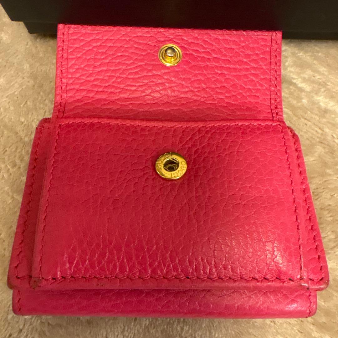 GUCCI ピンク 三つ折り財布