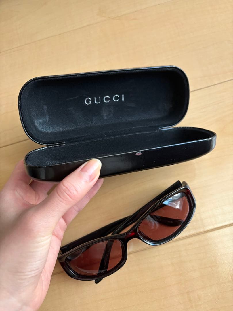 GUCCI グッチ　イタリア製　サングラス　スクエア　レッド　赤　GG2456