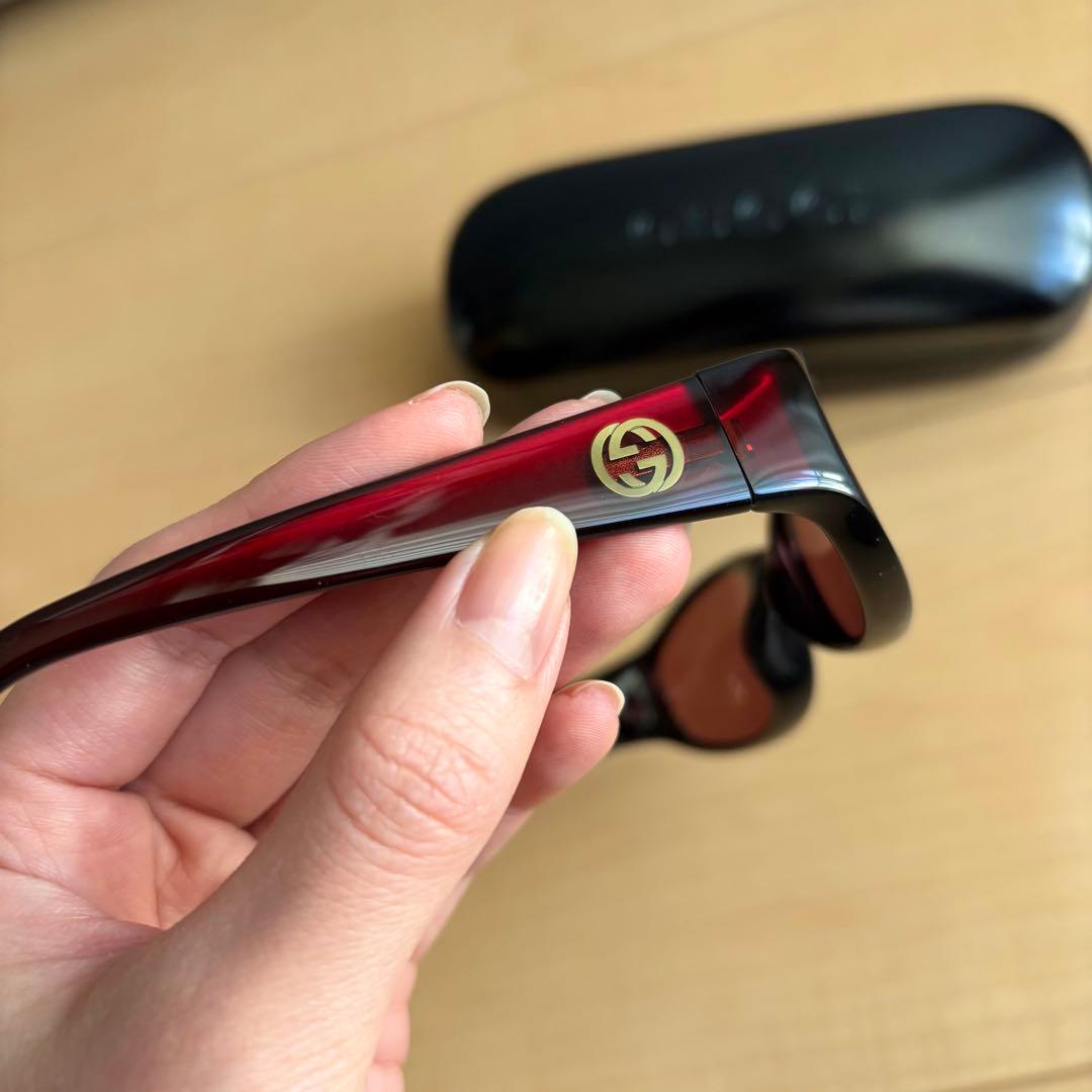 GUCCI グッチ　イタリア製　サングラス　スクエア　レッド　赤　GG2456