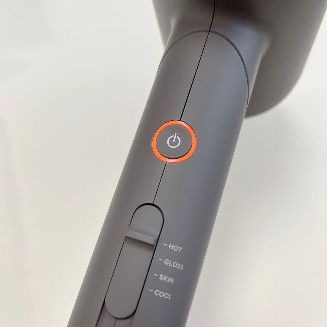 新品 動作確認のみ SALONIA スムースシャイン ドライヤー 速乾軽量