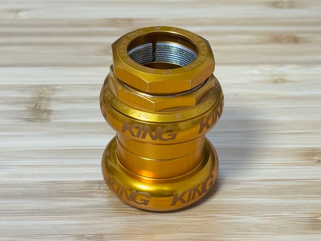 Chris King Grip Nut OS 1-1/8 ヘッドパーツ ゴールド