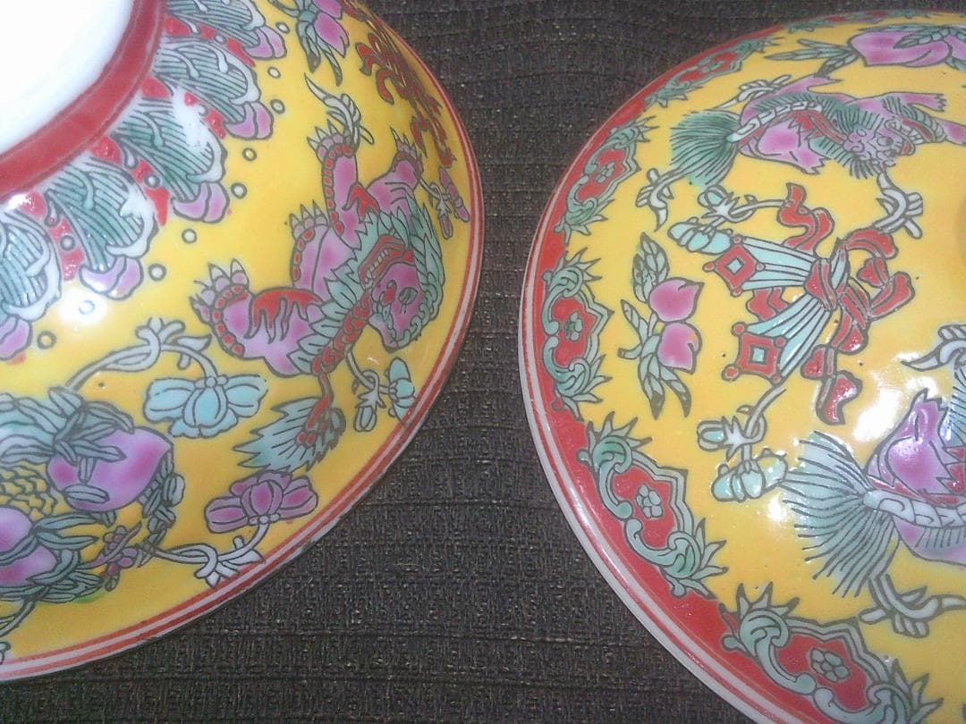 【蓋付容器　多色色絵　獅子桃文　描きこみ繊細　在銘・G13・中国】水差　壷　急須