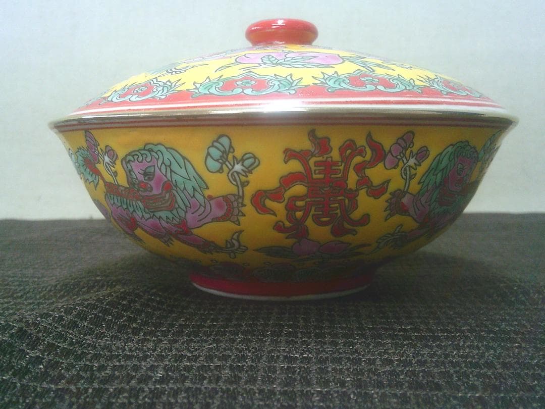 【蓋付容器　多色色絵　獅子桃文　描きこみ繊細　在銘・G13・中国】水差　壷　急須