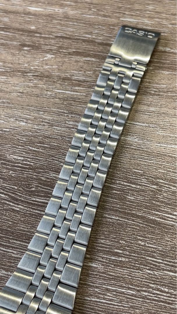 CASIO MQ-1000D-1A2DF ダイヤ入りチプカシ　チープカシオ