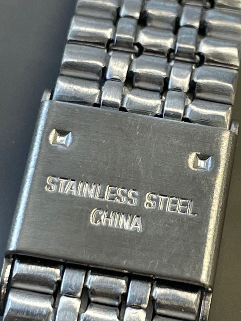 CASIO MQ-1000D-1A2DF ダイヤ入りチプカシ　チープカシオ