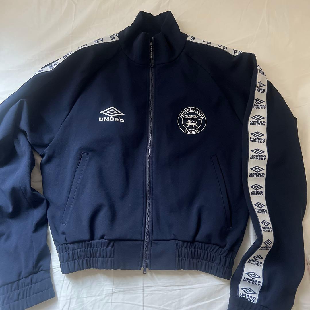 トラックジャケット　(umbro × moussy)